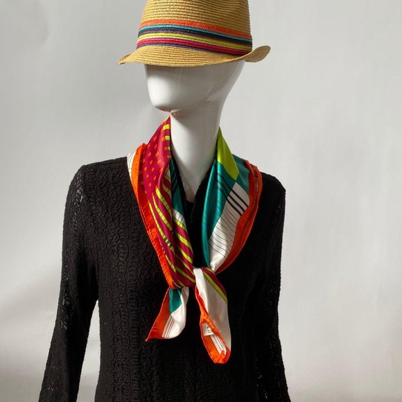 Aqua Sheen Water Repellent Vintage Scarf - Picture 11 of 15